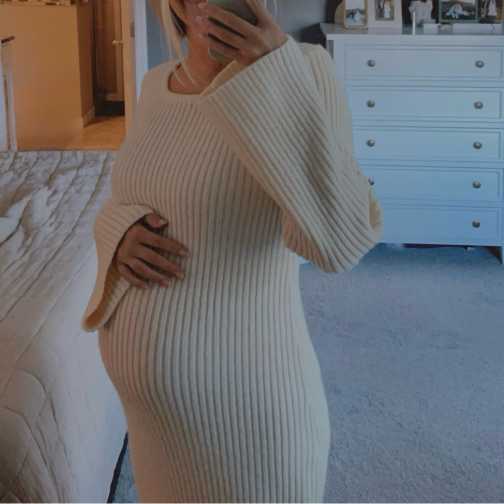 Cream Ribbed Knit Dress - size small - only worn once